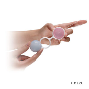 lelo-luna-bolas-chinas-manos